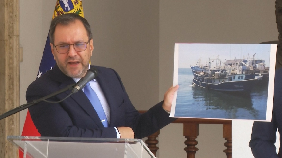 ভেনেজুয়েলার জলসীমায় ঢুকে ৯ জেলেসহ নৌযান আটকের অভিযোগ যুক্তরাষ্ট্রের বিরুদ্ধে